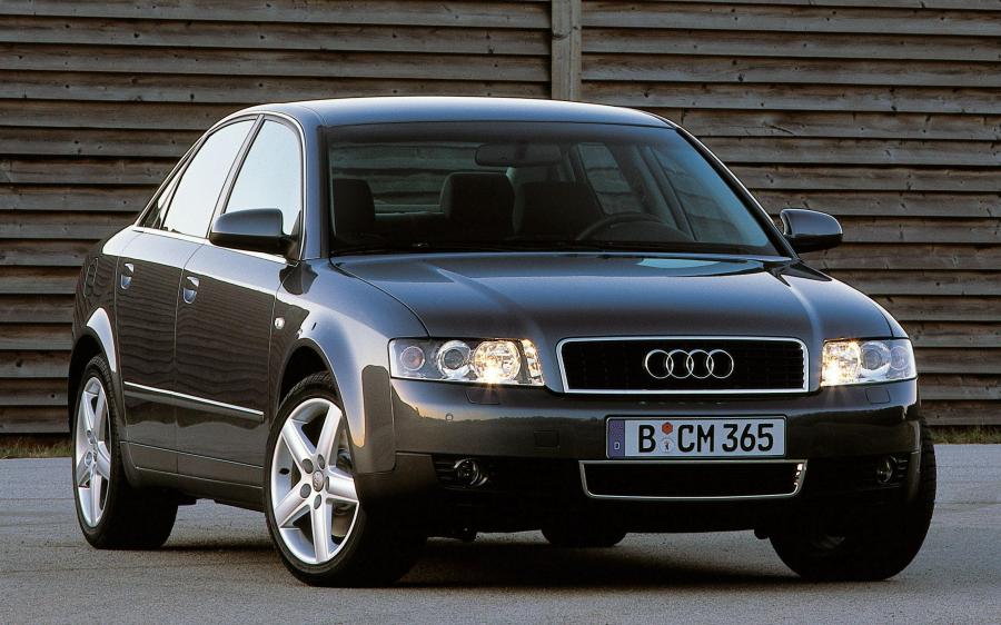 Audi A4 3.0 Sedan (B6,8E) '2000 - 04